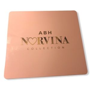 • Anastasia Beverly Hills Norvina Palette •